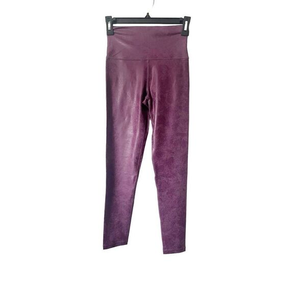 Aerie Offline The Hugger High‎ Waisted Purple Crackle Leggings Small SHORT - Picture 1 of 5